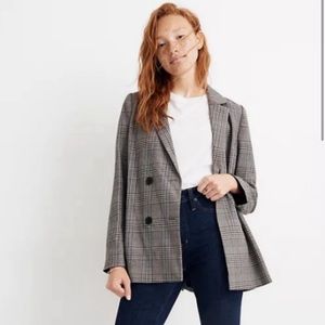 Caldwell Double-Breasted Blazer in Menswear Plaid. Size S